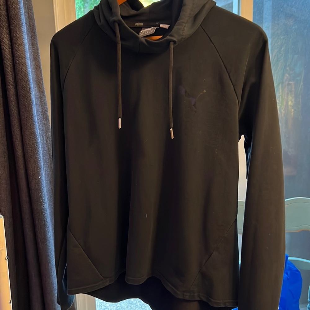 Women’s XL Puma lightweight hoodie
